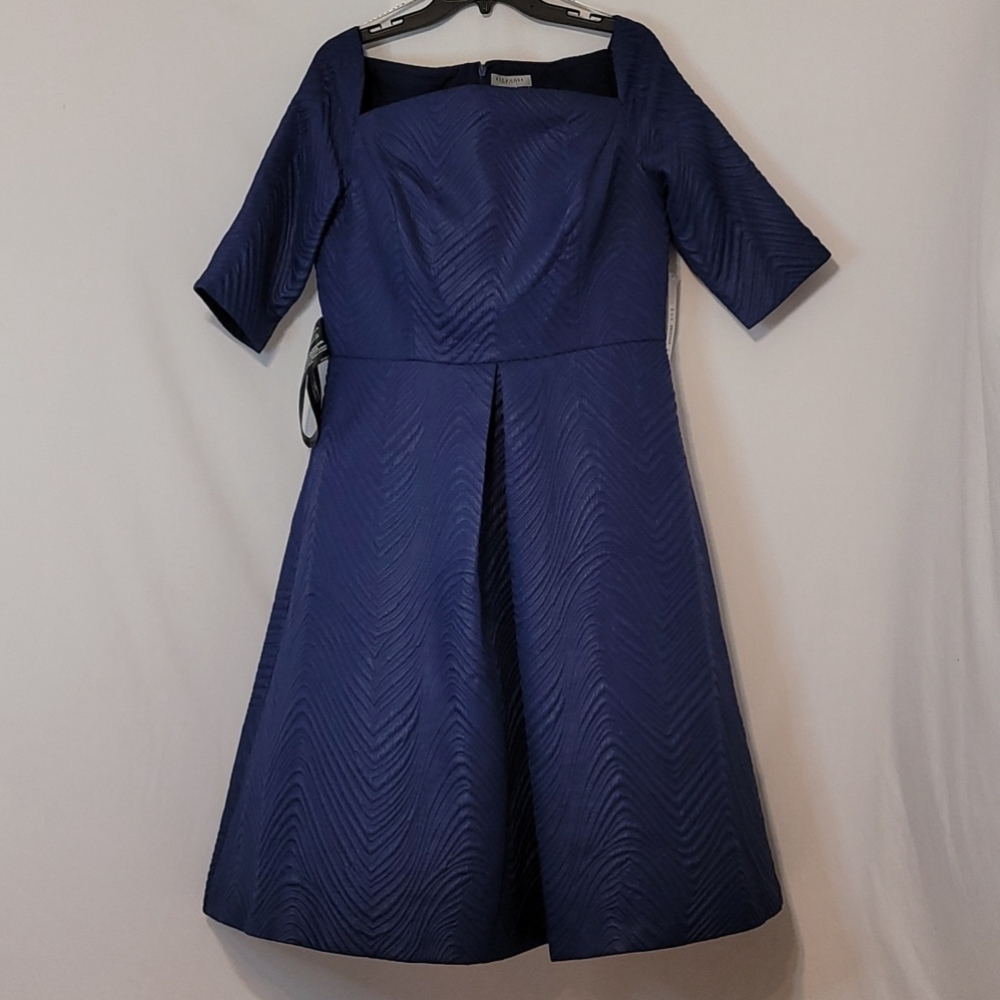 Kay Unger Quilted Jackquard Elbow Sleeve Midi leght Dress - Picture 6 of 15